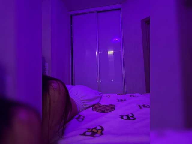 sweetkira25 live cam on BongaCams