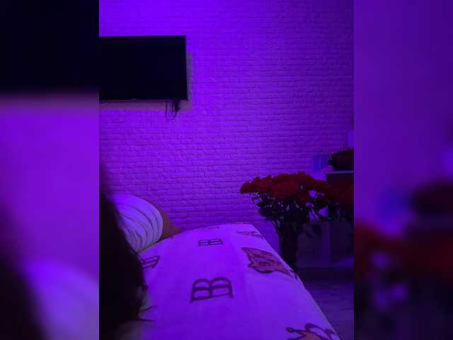 sweetkira25 live cam on BongaCams