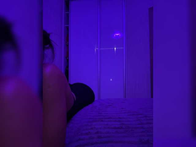 sweetkira25 live cam