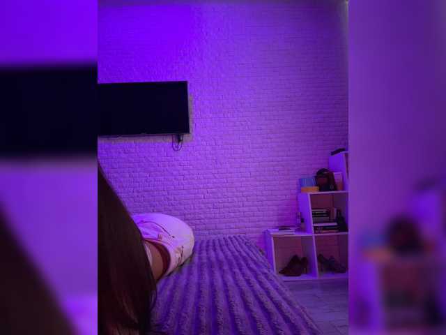 sweetkira25 live cam on BongaCams