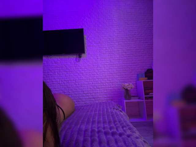 sweetkira25 live cam on BongaCams