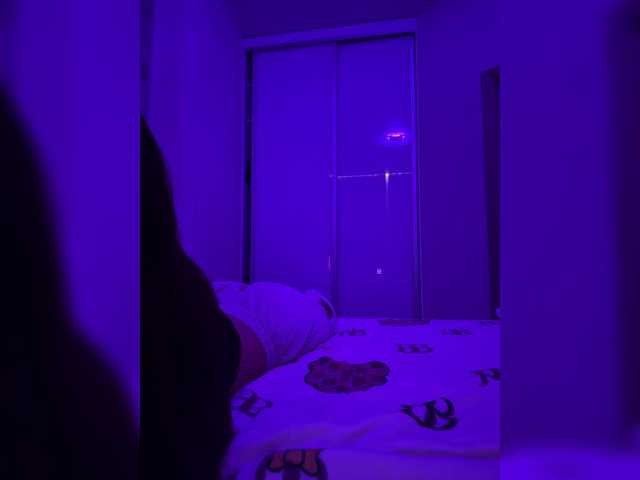 sweetkira25 live cam on BongaCams