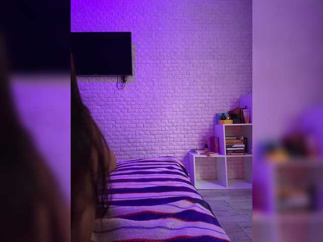 sweetkira25 live cam on BongaCams