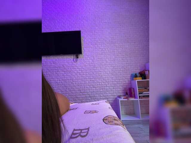 sweetkira25 live cam on BongaCams