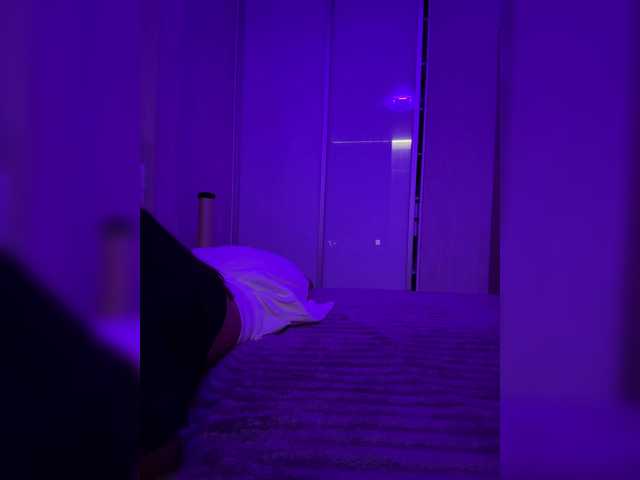sweetkira25 live cam on BongaCams