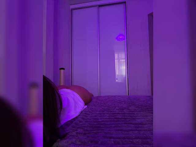 sweetkira25 live cam on BongaCams