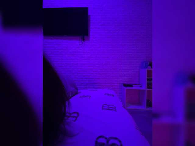 sweetkira25 live cam on BongaCams