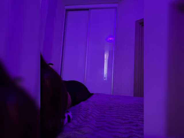 sweetkira25 live cam on BongaCams