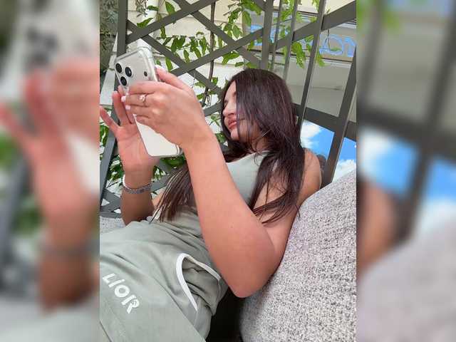 sweetkira25 live sex