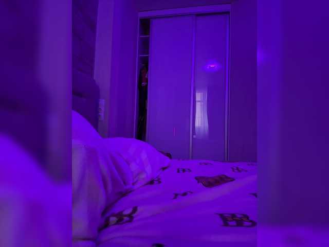 sweetkira25 live cam on BongaCams