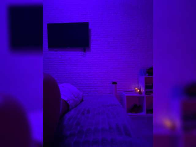 sweetkira25 live cam on BongaCams