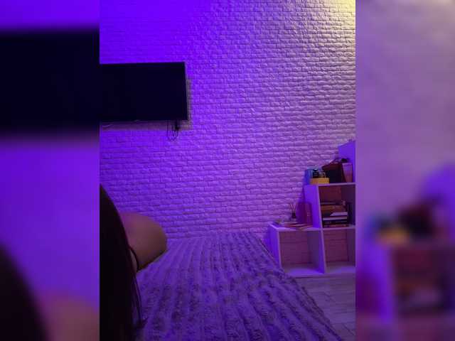 sweetkira25 live cam on BongaCams