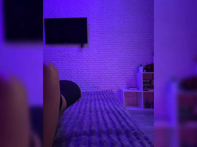 sweetkira25 live cam on BongaCams