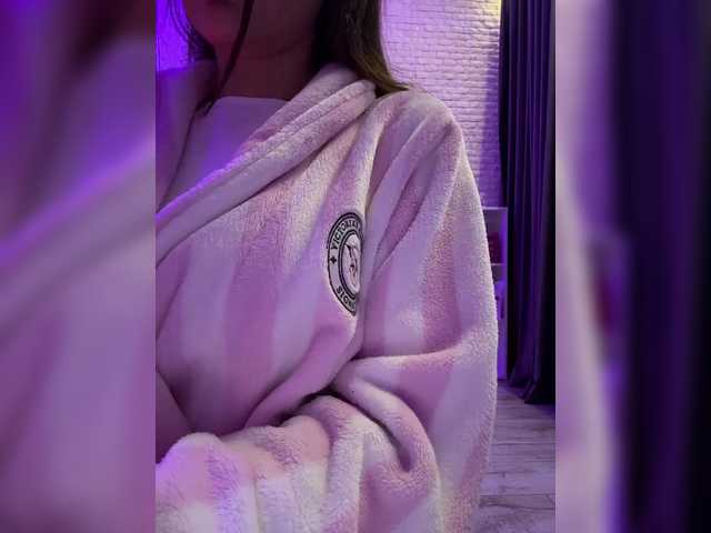 sweetkira25 live cam on BongaCams