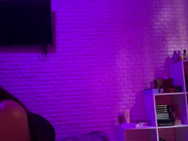 sweetkira25 live sex show