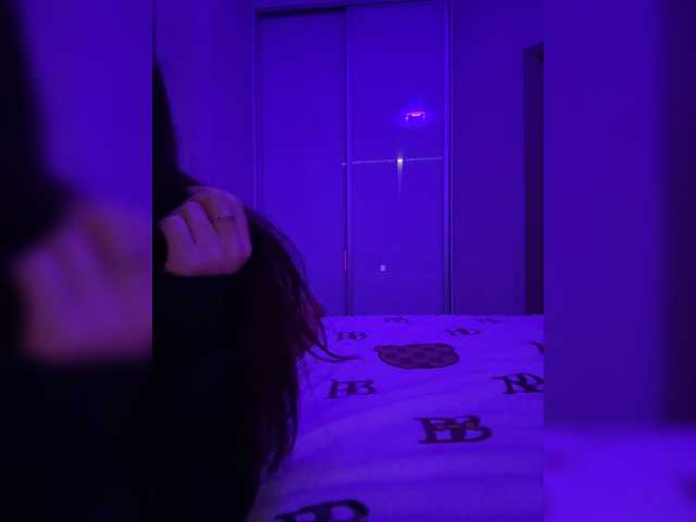 sweetkira25 live cam on BongaCams