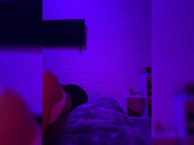 sweetkira25 live sex