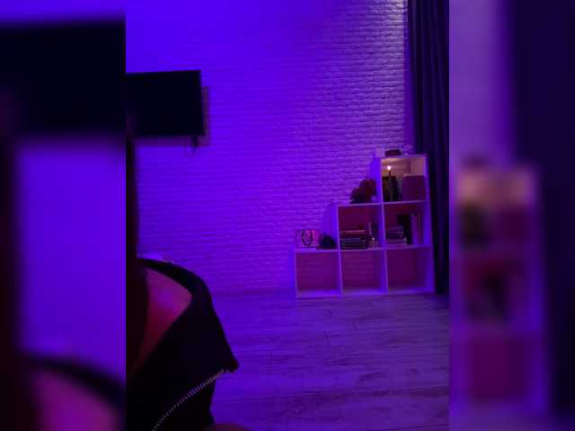 sweetkira25 live cam on BongaCams