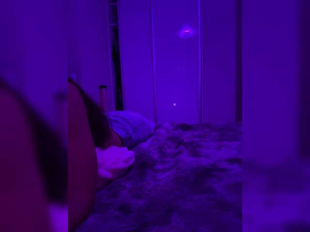 sweetkira25 live cam on BongaCams