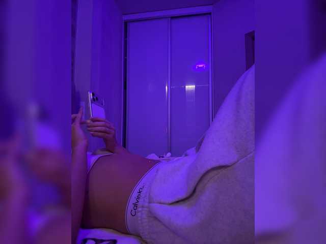 sweetkira25 live cam on BongaCams