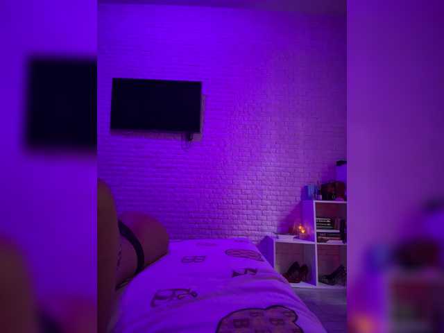 sweetkira25 live webcam show