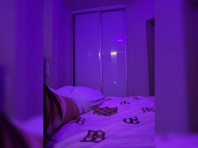 sweetkira25 live cam on BongaCams