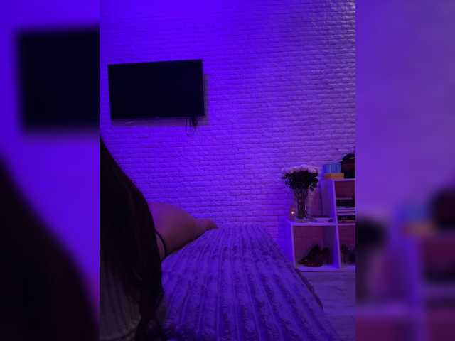 sweetkira25 live cam on BongaCams