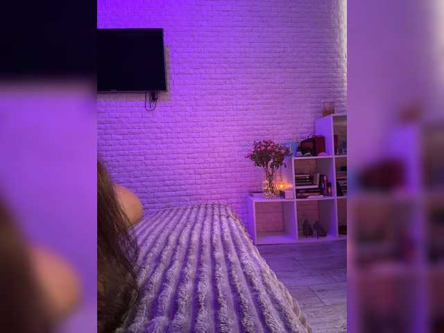 sweetkira25 live cam on BongaCams