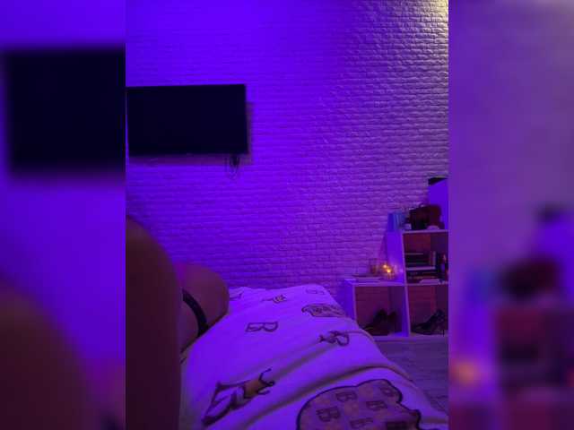sweetkira25 live webcam show