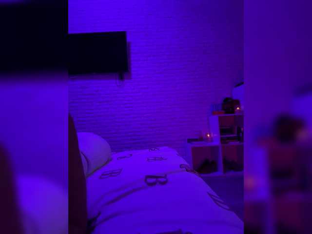 sweetkira25 live cam on BongaCams