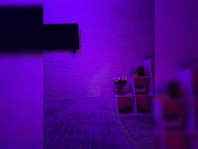 sweetkira25 live cam on BongaCams