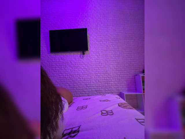 sweetkira25 live cam on BongaCams