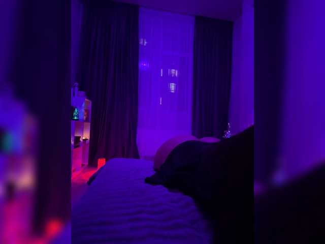 sweetkira25 live cam on BongaCams