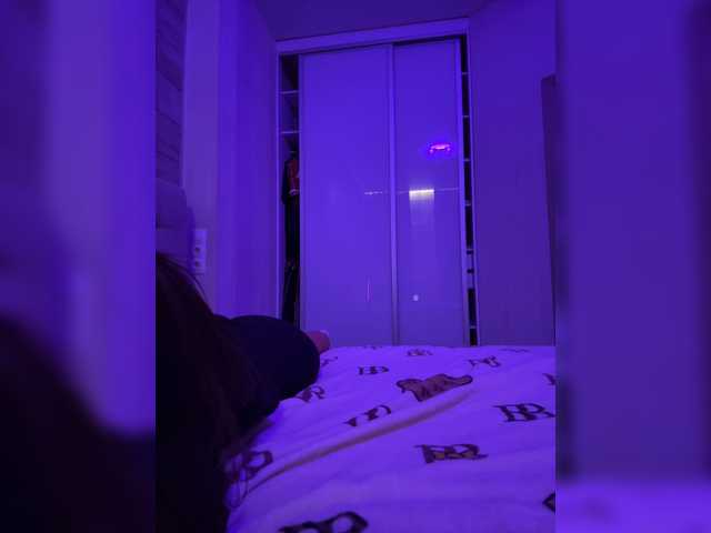 sweetkira25 live cam on BongaCams