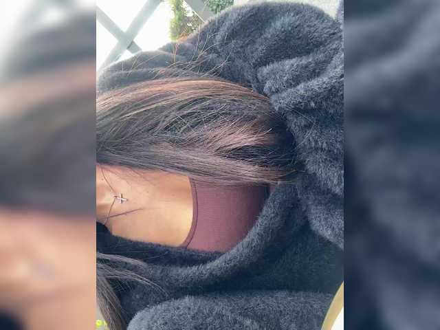 sweetkira25's BongaCams show and profile