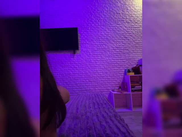 sweetkira25 live cam on BongaCams