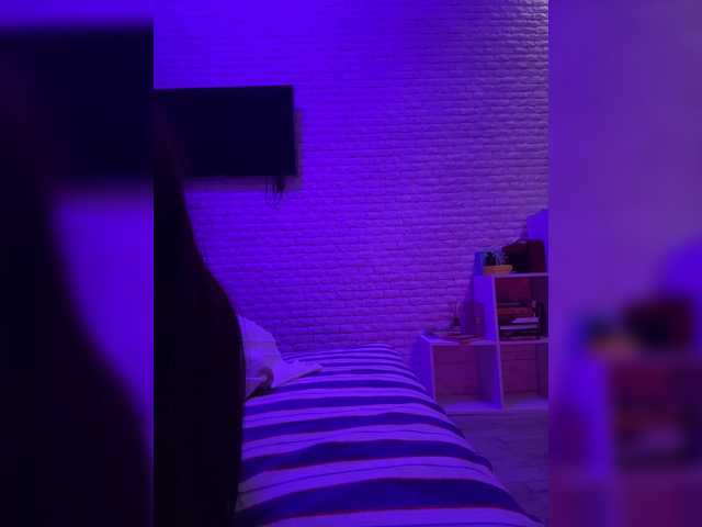 sweetkira25 live cam on BongaCams