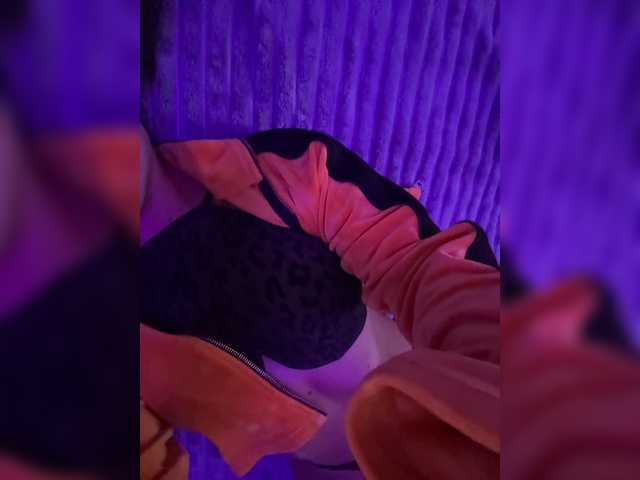 sweetkira25 live cam on BongaCams