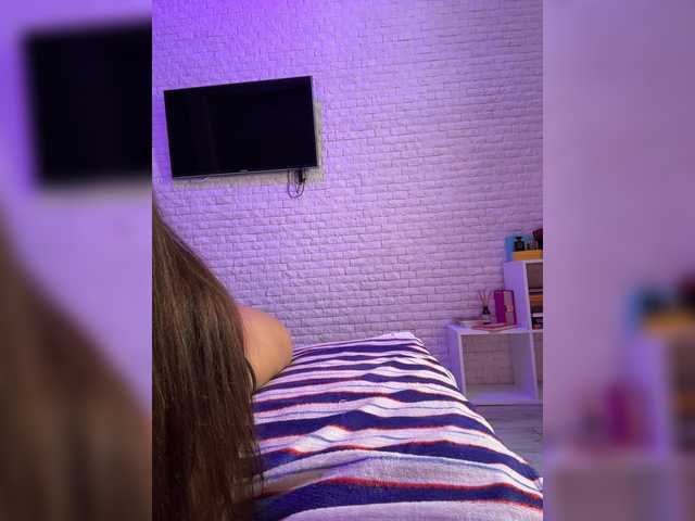 sweetkira25 live cam on BongaCams