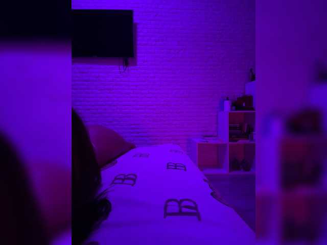 sweetkira25 live sex show