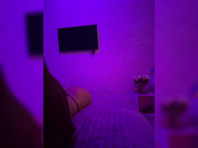 sweetkira25 live cam on BongaCams