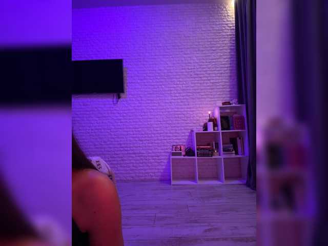 sweetkira25 live cam on BongaCams