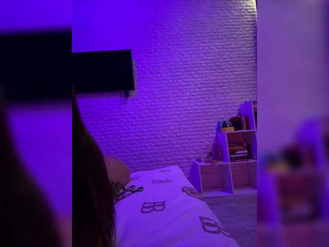 sweetkira25 live cam on BongaCams