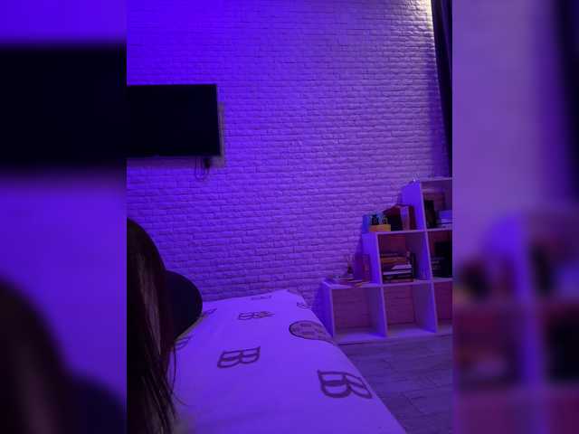 sweetkira25 live cam on BongaCams