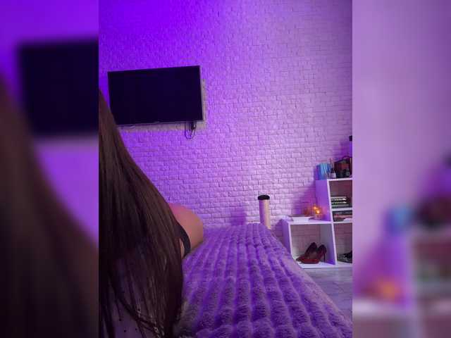sweetkira25 live cam on BongaCams