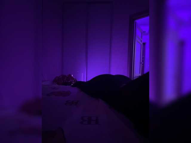 sweetkira25 live cam on BongaCams