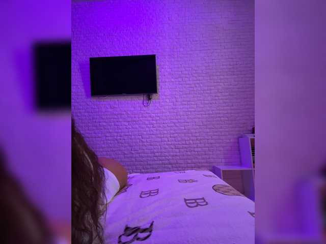 sweetkira25 live cam on BongaCams