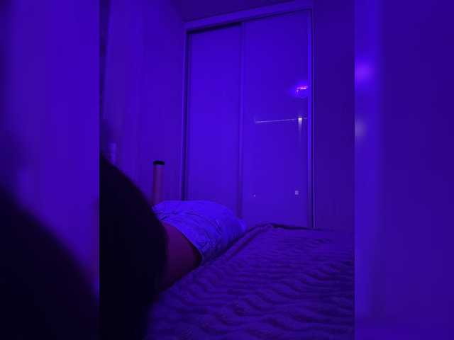 sweetkira25 live cam on BongaCams