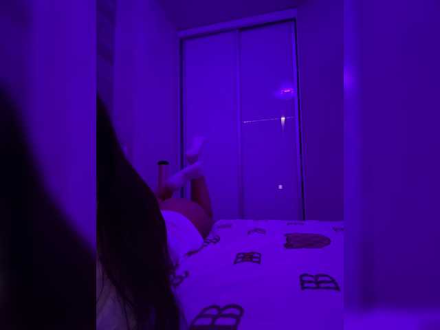 sweetkira25 live cam on BongaCams
