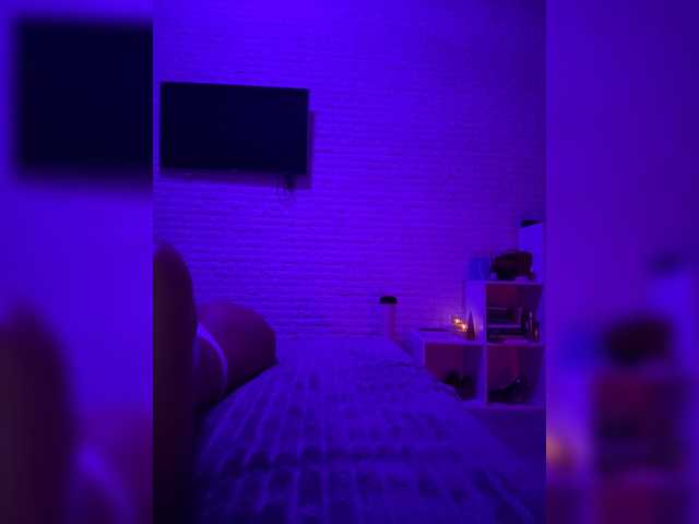 sweetkira25 live cam on BongaCams